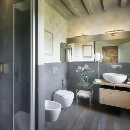 Metelliano 10, Emma Villa Cortona