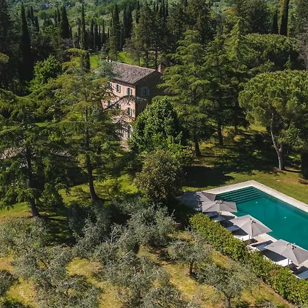 Villa Metelliano 10, Emma *