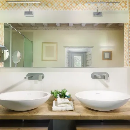 וילה Metelliano 10, Emma קורטונה