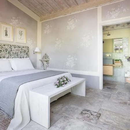 Villa Metelliano 10, Emma