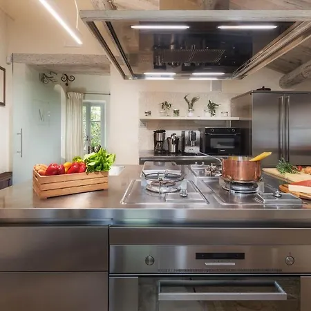 Metelliano 10, Emma * קורטונה