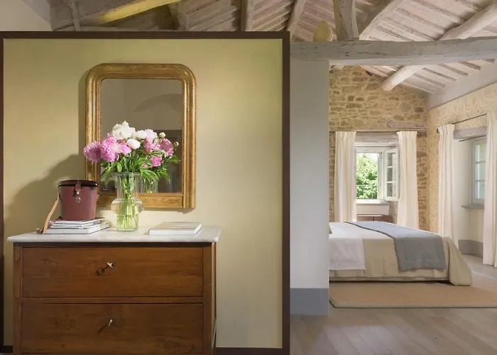 Metelliano 10, Emma * كورتونا