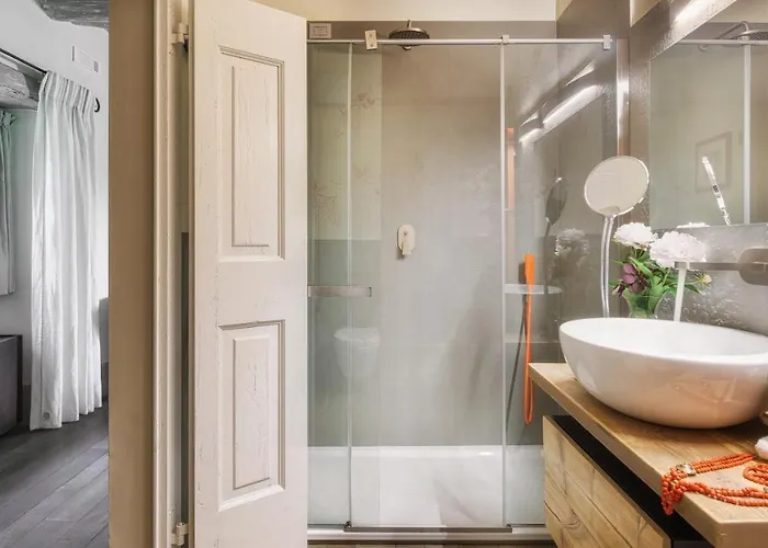 Metelliano 10, Emma Villa