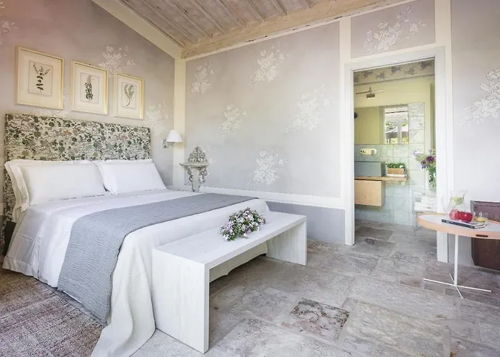 Villa Metelliano 10, Emma